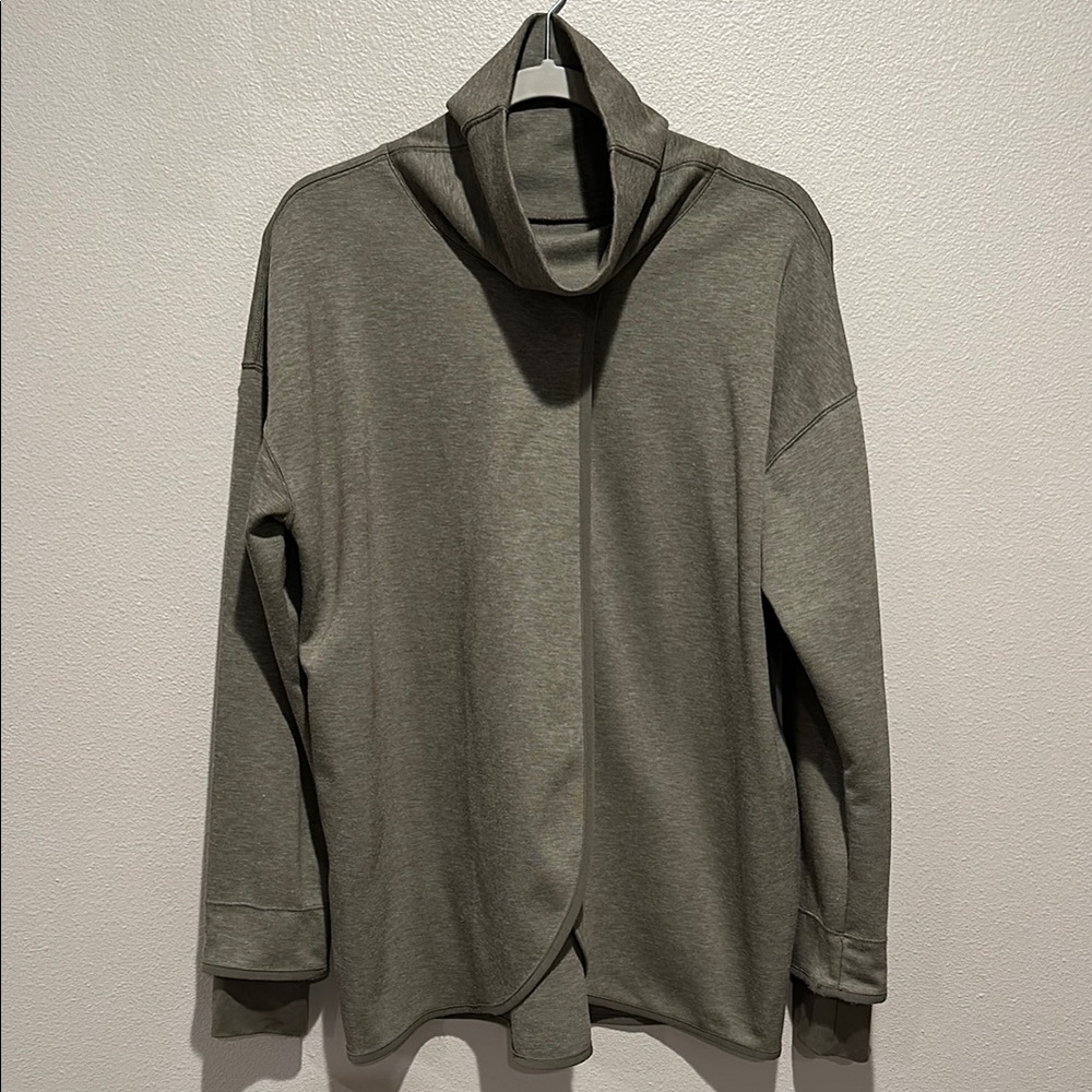 Nike Dri - Fit Turtleneck Sweater Size: medium